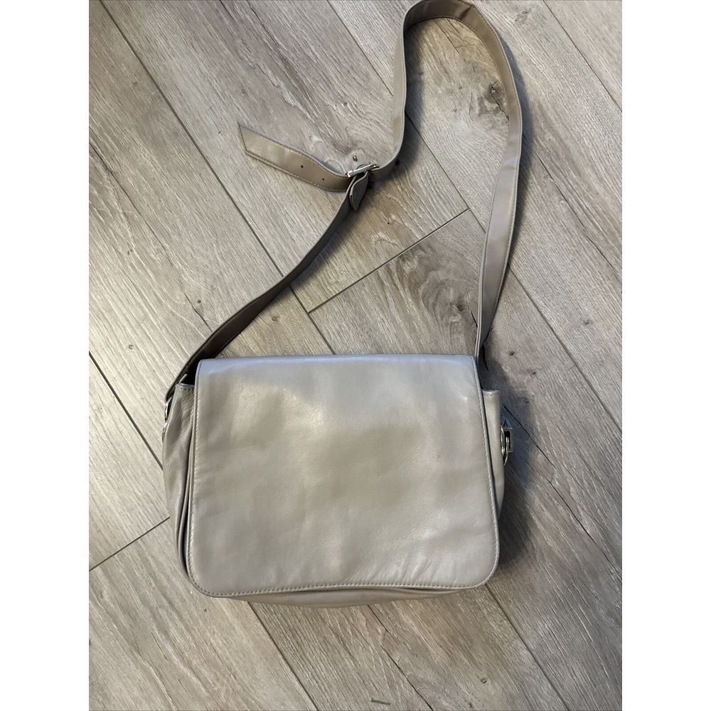 Vintage Giani Bernini Tan Leather Shoulder Handbag Purse‎ *clean